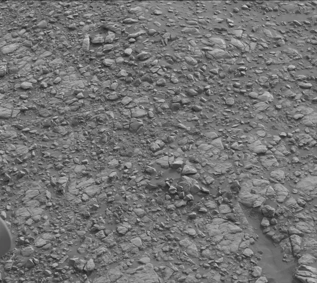 Sol 2820: Mast Camera (Mastcam)