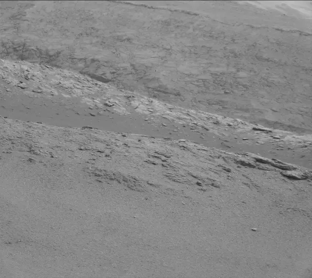 Sol 2820: Mast Camera (Mastcam)