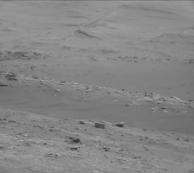 Sol 2820: Mast Camera (Mastcam)