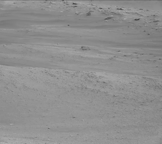 Sol 2820: Mast Camera (Mastcam)