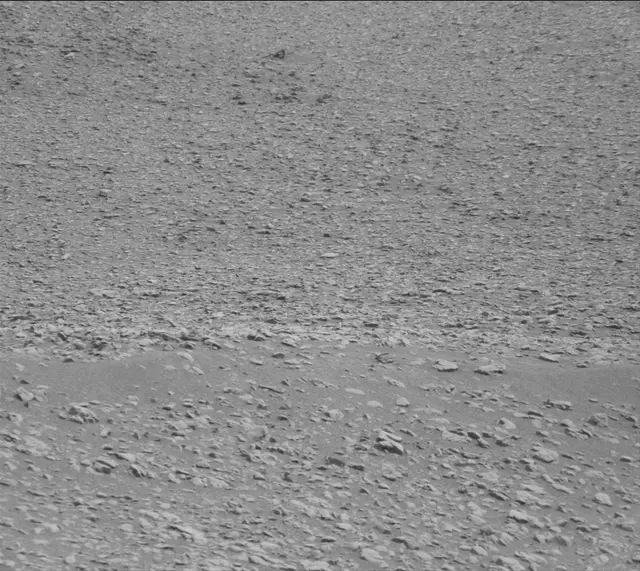 Sol 2820: Mast Camera (Mastcam)