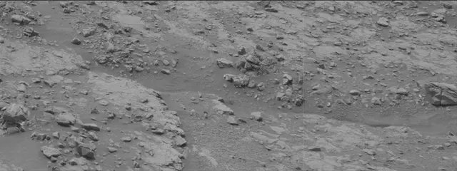 Sol 2822: Mast Camera (Mastcam)