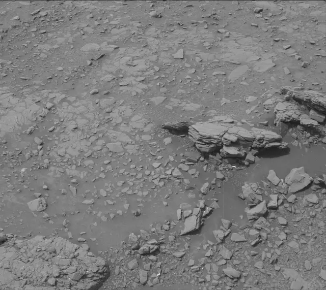 Sol 2822: Mast Camera (Mastcam)