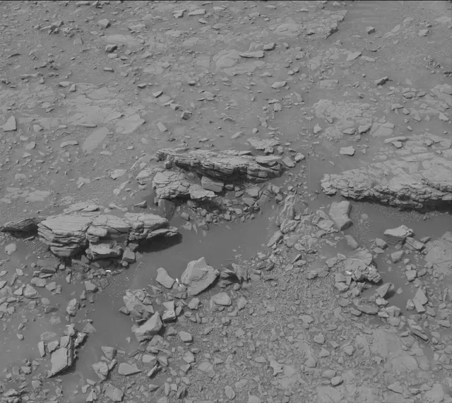 Sol 2822: Mast Camera (Mastcam)