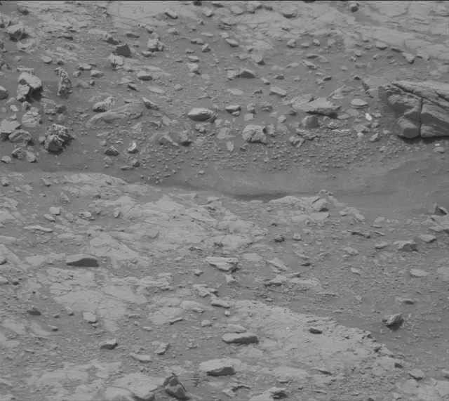 Sol 2822: Mast Camera (Mastcam)