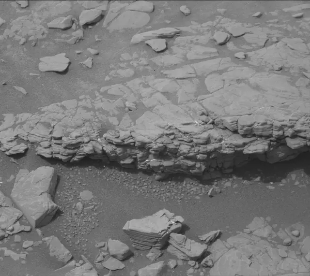 Sol 2822: Mast Camera (Mastcam)