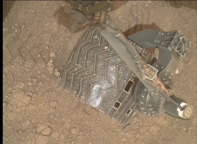 Sol 2822: Mars Hand Lens Imager (MAHLI)