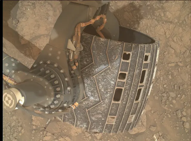 Sol 2822: Mars Hand Lens Imager (MAHLI)
