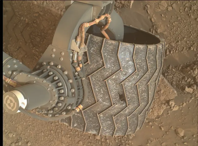 Sol 2822: Mars Hand Lens Imager (MAHLI)