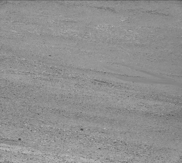 Sol 2823: Mast Camera (Mastcam)