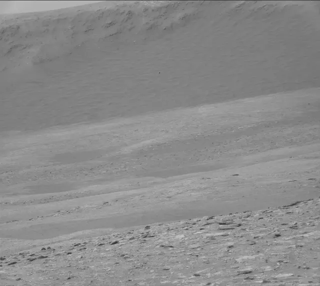 Sol 2823: Mast Camera (Mastcam)