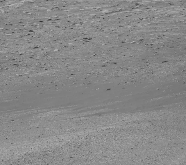 Sol 2823: Mast Camera (Mastcam)