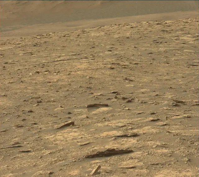 Sol 2824: Mast Camera (Mastcam)