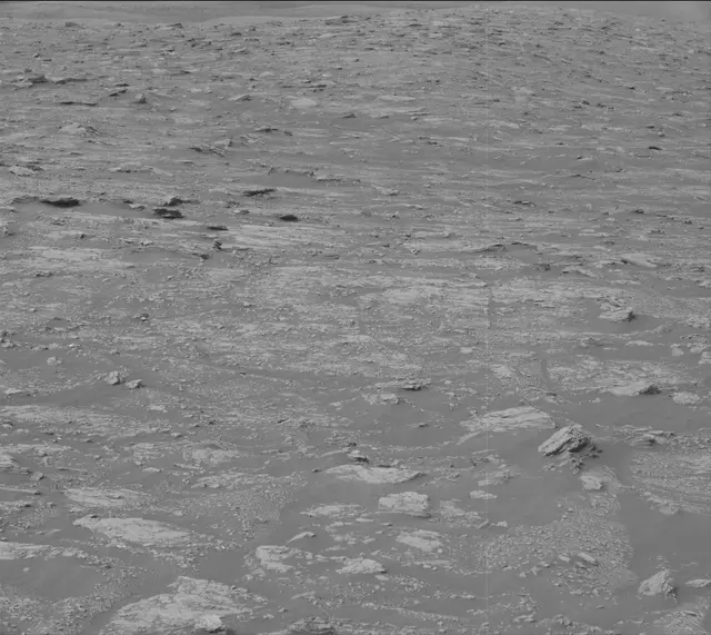Sol 2824: Mast Camera (Mastcam)