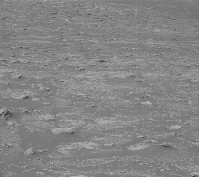 Sol 2824: Mast Camera (Mastcam)