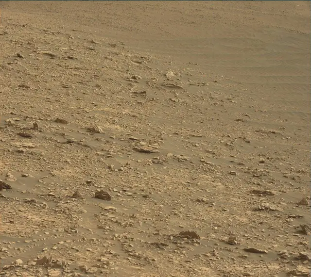 Sol 2824: Mast Camera (Mastcam)