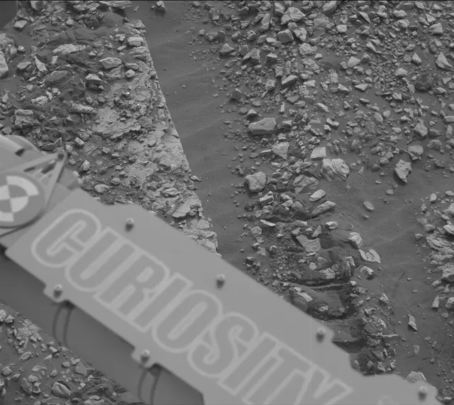 Sol 2824: Mast Camera (Mastcam)