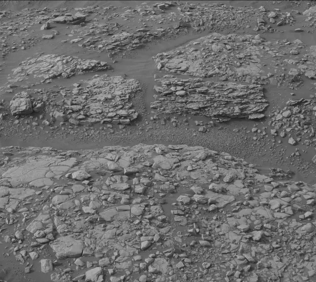 Sol 2824: Mast Camera (Mastcam)