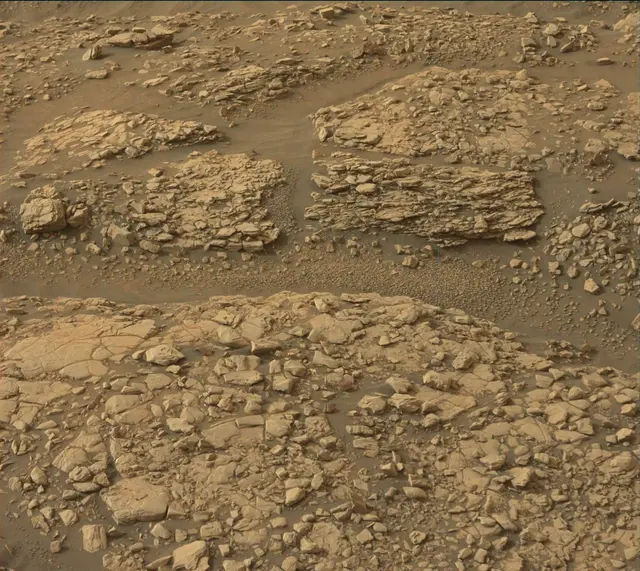 Sol 2824: Mast Camera (Mastcam)