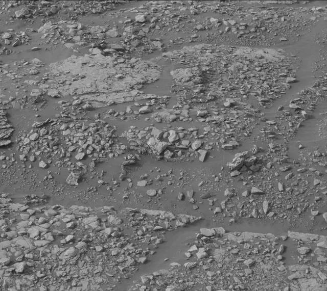 Sol 2824: Mast Camera (Mastcam)