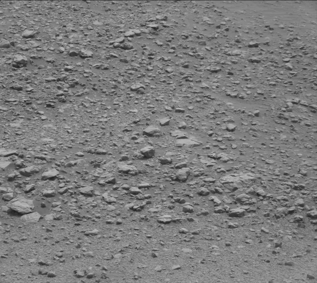 Sol 2824: Mast Camera (Mastcam)