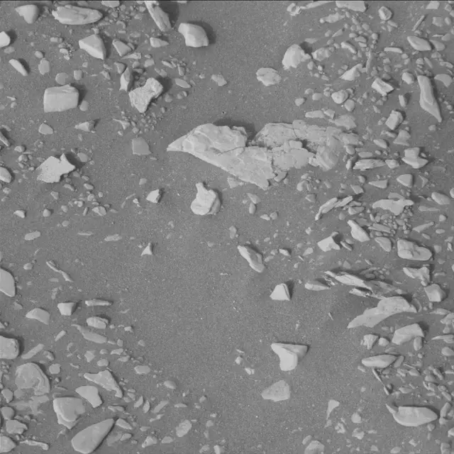 Sol 2824: Mast Camera (Mastcam)