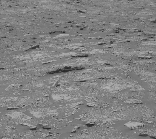 Sol 2826: Mast Camera (Mastcam)