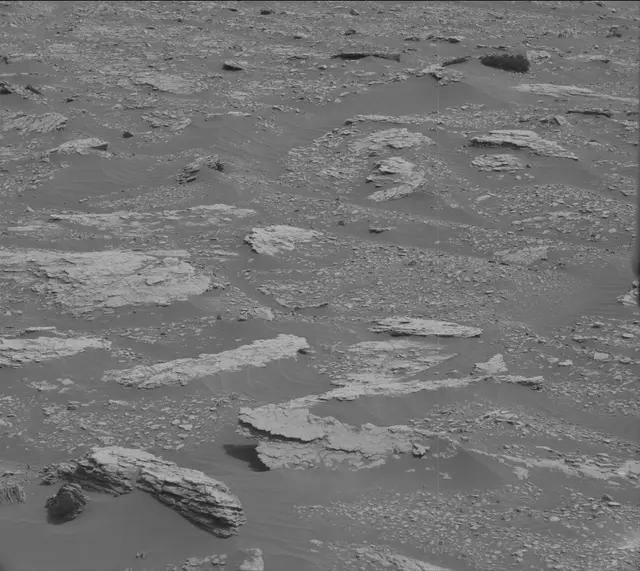 Sol 2826: Mast Camera (Mastcam)