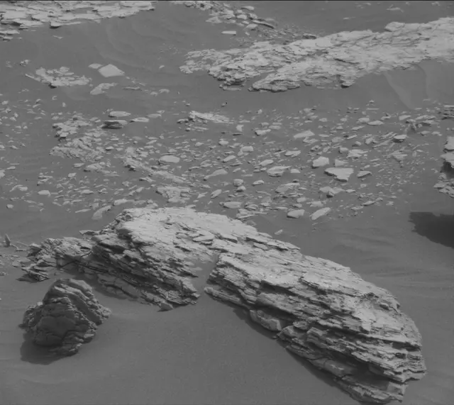 Sol 2826: Mast Camera (Mastcam)
