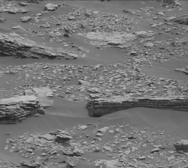 Sol 2826: Mast Camera (Mastcam)