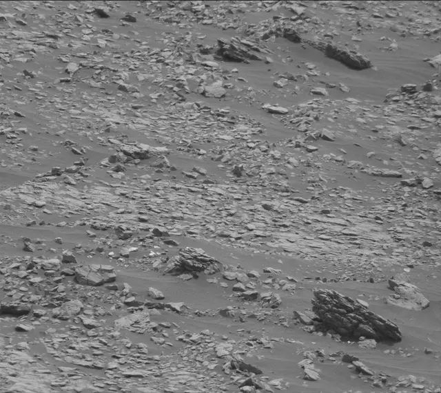 Sol 2826: Mast Camera (Mastcam)