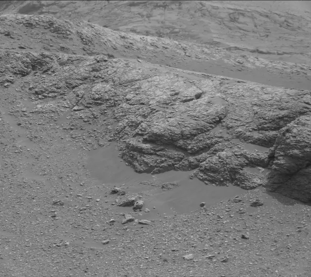 Sol 2826: Mast Camera (Mastcam)