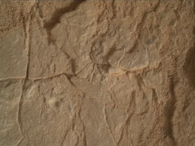 Sol 2826: Mars Hand Lens Imager (MAHLI)