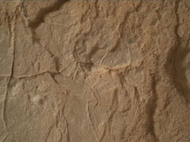 Sol 2826: Mars Hand Lens Imager (MAHLI)