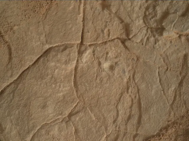 Sol 2826: Mars Hand Lens Imager (MAHLI)