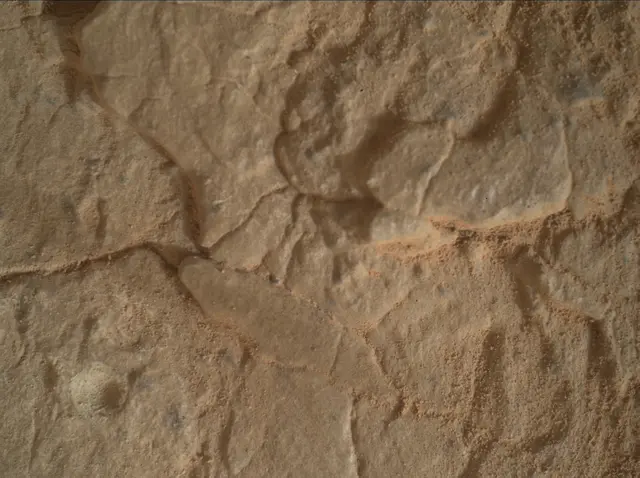 Sol 2826: Mars Hand Lens Imager (MAHLI)