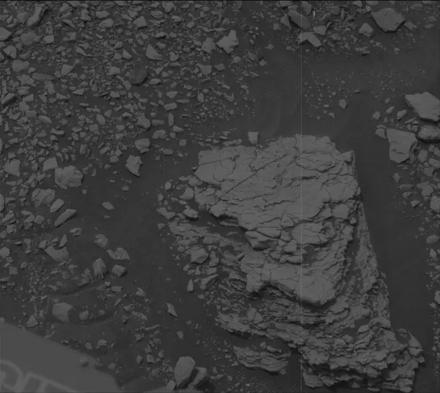 Sol 2829: Mast Camera (Mastcam)