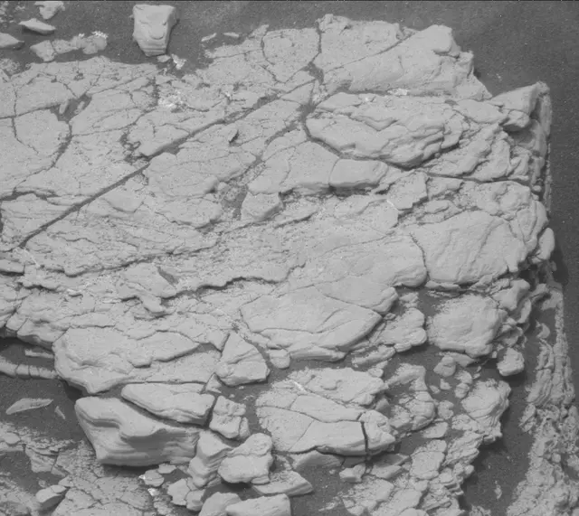 Sol 2829: Mast Camera (Mastcam)