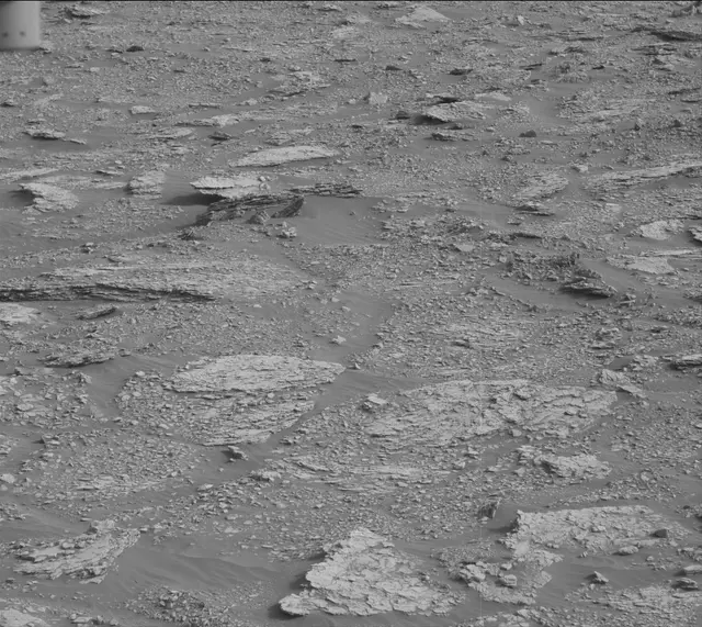 Sol 2831: Mast Camera (Mastcam)