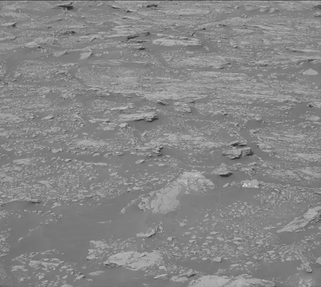 Sol 2831: Mast Camera (Mastcam)