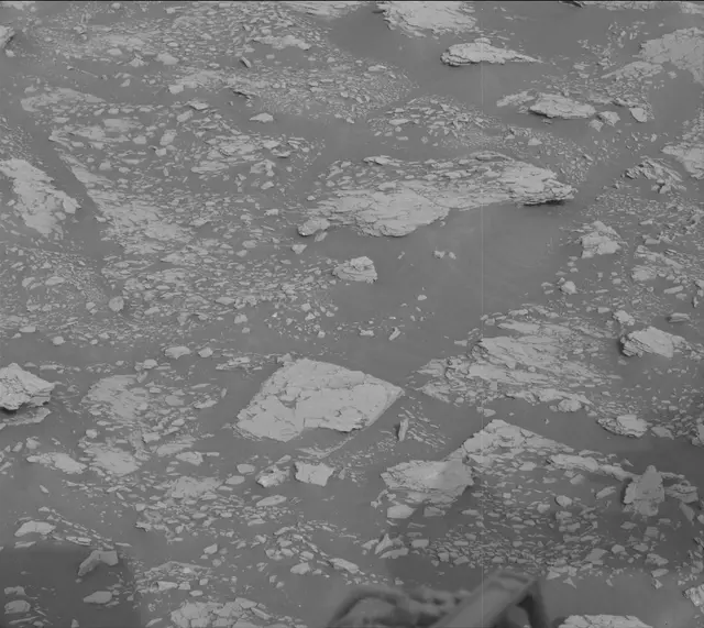 Sol 2831: Mast Camera (Mastcam)