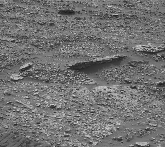 Sol 2831: Mast Camera (Mastcam)