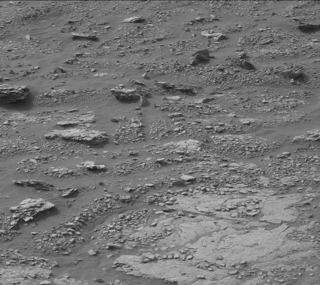 Sol 2831: Mast Camera (Mastcam)