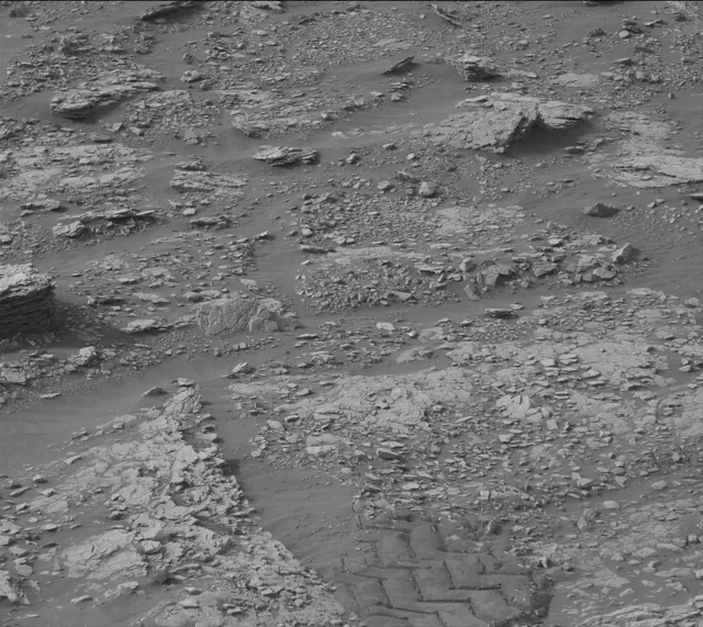 Sol 2831: Mast Camera (Mastcam)