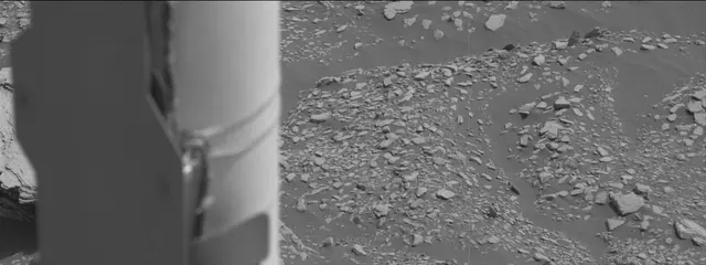 Sol 2833: Mast Camera (Mastcam)