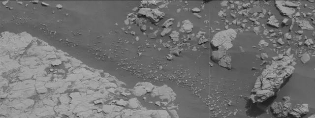 Sol 2833: Mast Camera (Mastcam)