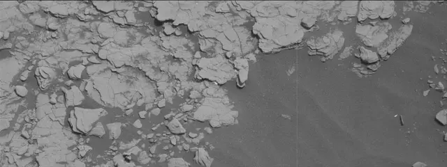 Sol 2833: Mast Camera (Mastcam)