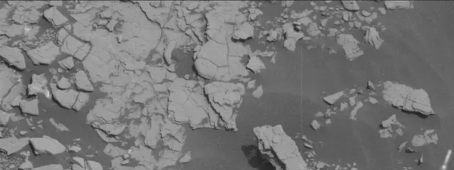 Sol 2833: Mast Camera (Mastcam)