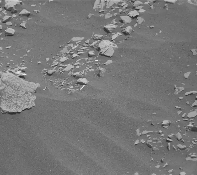 Sol 2833: Mast Camera (Mastcam)