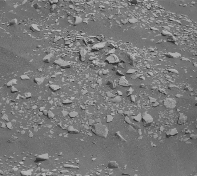 Sol 2833: Mast Camera (Mastcam)